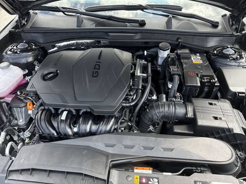 Used 2025 Hyundai Sonata SEL FWD image 17