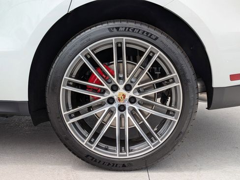 New 2026 Porsche Macan S AWD/4WD image 29