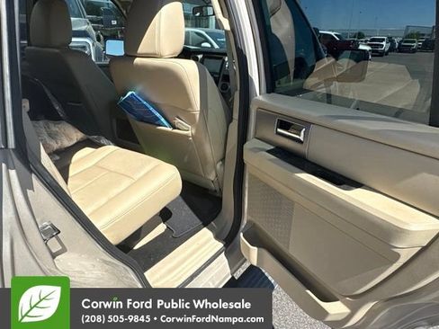 Used 2017 Ford Expedition Limited w/ Equipment Group 301A AWD/4WD image 14