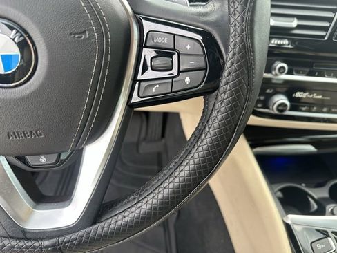 Used 2017 BMW 530i xDrive image 6