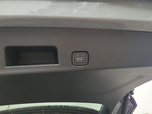 New 2025 Buick Enclave Sport Touring w/ Power Package image 7