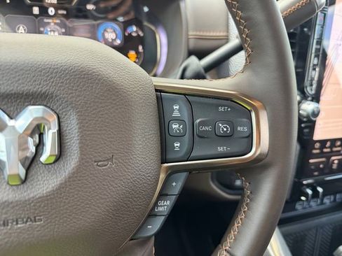 Used 2025 RAM 2500 Limited image 9