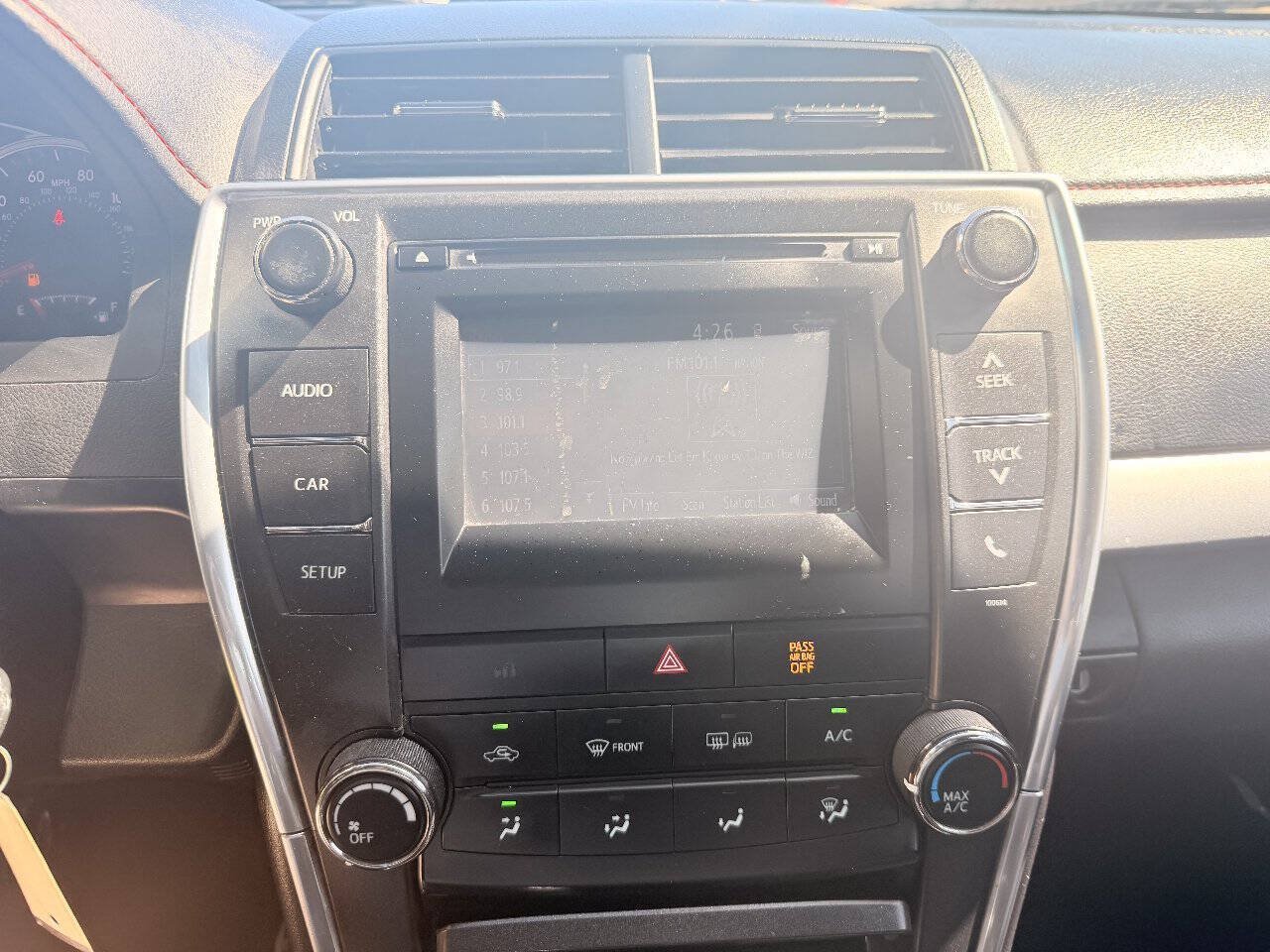 Used 2017 Toyota Camry SE FWD image 21