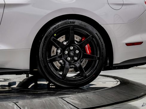 Used 2016 Ford Mustang Shelby GT350R w/ GT350R Equipment Group 920A image 87