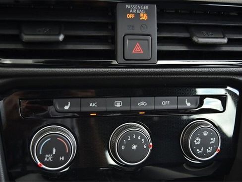 New 2025 Volkswagen Taos S image 14