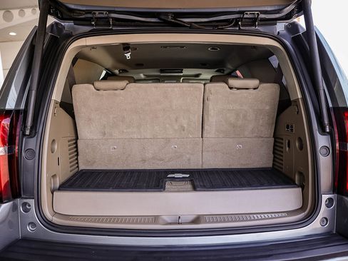 Used 2018 Chevrolet Tahoe LT image 33