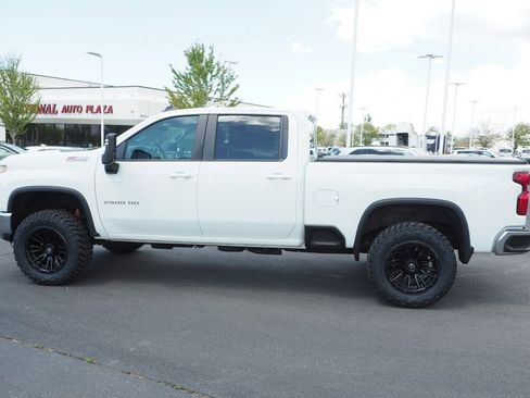 Used 2020 Chevrolet Silverado 2500 LT w/ All Star Edition AWD/4WD image 8
