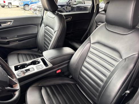 Certified 2024 Ford Edge SEL w/ Convenience Package AWD/4WD image 23