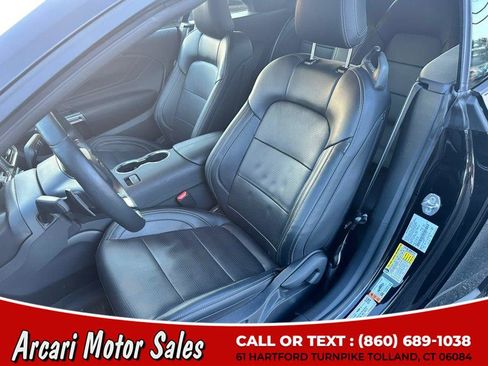 Used 2025 Ford Mustang GT Premium image 14