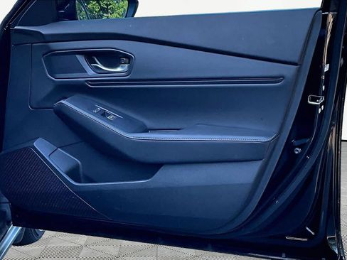 Used 2024 Honda Accord Sport image 23