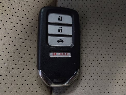 Used 2015 Honda Accord EX-L image 32