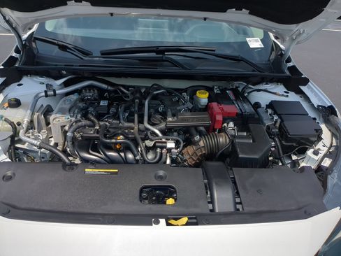 Used 2024 Nissan Sentra SV FWD image 35