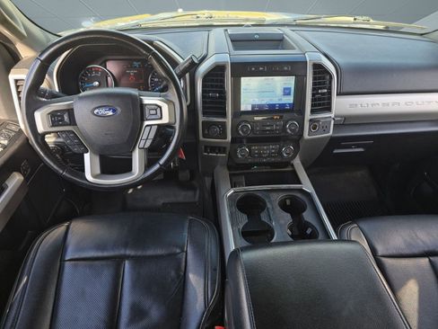 Used 2021 Ford F250 Lariat w/ Lariat Value Package image 28