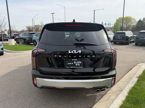 Used 2023 Kia Telluride SX FWD image 4