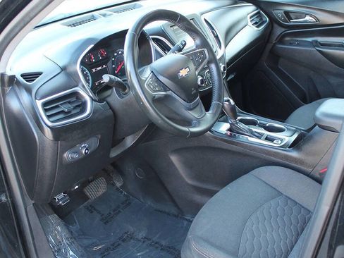Used 2018 Chevrolet Equinox LT FWD image 11