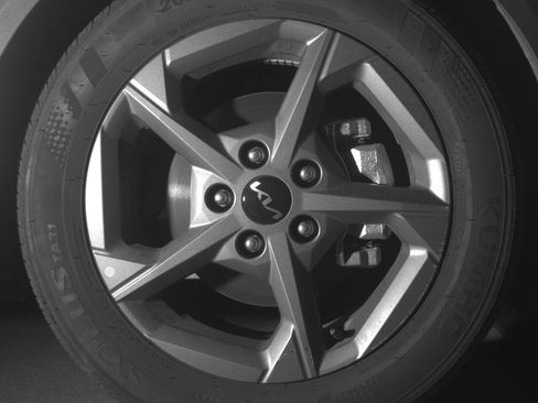 Used 2025 Kia K4 FWD image 13
