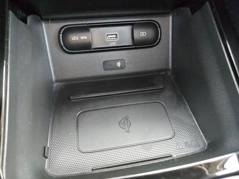 Used 2020 Kia Telluride EX image 30