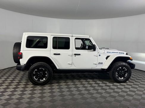 Used 2024 Jeep Wrangler Unlimited Rubicon 4xe AWD/4WD image 5