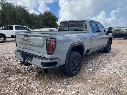 Used 2024 GMC Sierra 2500 AT4 w/ AT4 Premium Plus Package AWD/4WD image 5