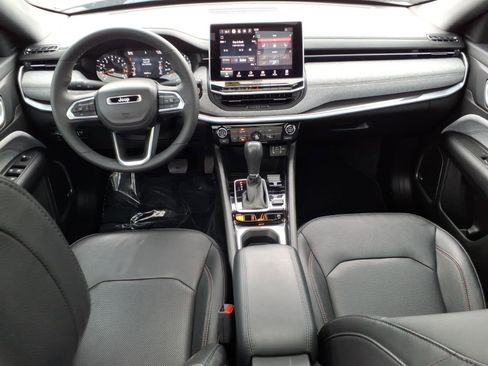 Used 2023 Jeep Compass Latitude w/ Sun and Sound Group image 12