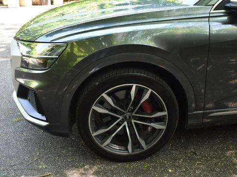 Used 2022 Audi SQ8 Prestige w/ Prestige Package AWD/4WD image 37
