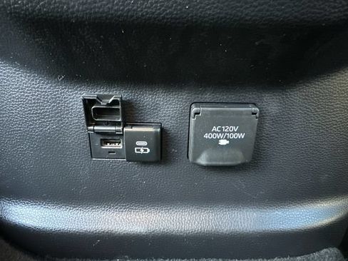 Used 2025 Toyota Tundra Limited w/ Power Package AWD/4WD image 19