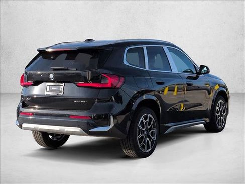 Used 2026 BMW X1 xDrive28i w/ Convenience Package AWD/4WD image 2