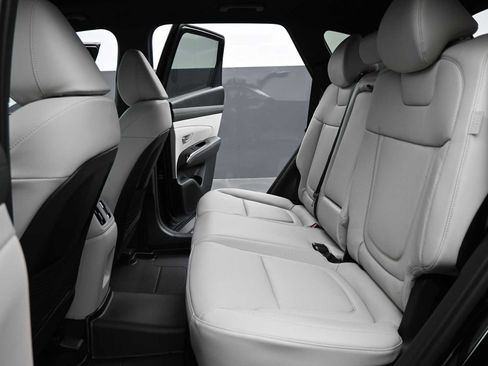 New 2026 Hyundai Tucson Limited image 14