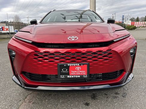 New 2026 Toyota Crown Signia image 2