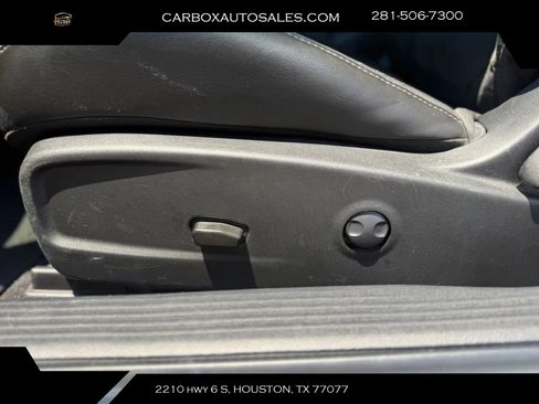 Used 2022 Dodge Challenger GT w/ Plus Package RWD image 20