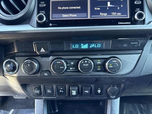 Used 2021 Toyota Tacoma TRD Off-Road w/ Technology Package AWD/4WD image 21