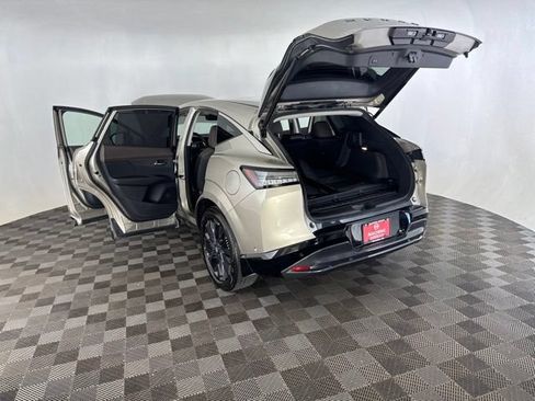 Certified 2025 Nissan Murano Platinum w/ Cargo Package AWD/4WD image 16