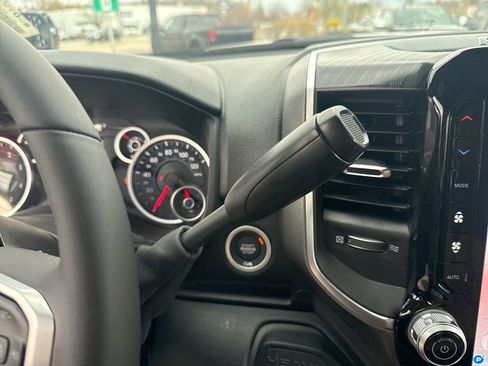 New 2025 RAM 2500 Big Horn AWD/4WD image 15