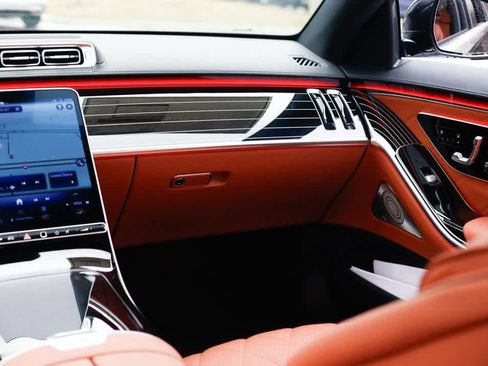 New 2026 Mercedes-Benz S 580 4MATIC Sedan image 21