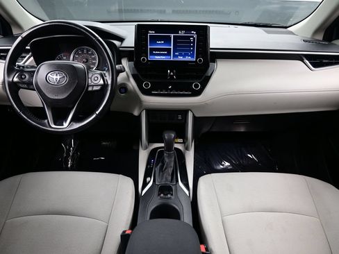 Used 2022 Toyota Corolla Cross LE FWD image 16
