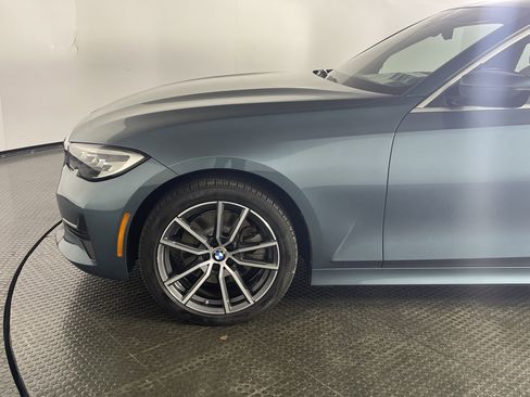 Used 2019 BMW 330i xDrive Sedan w/ Driving Assistance Package image 4
