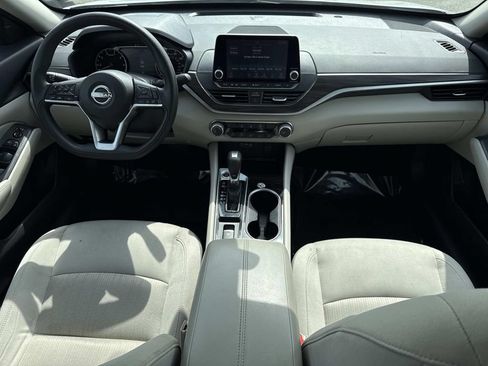 Certified 2024 Nissan Altima 2.5 SV AWD/4WD image 15