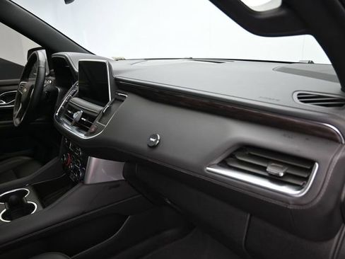 Used 2024 Chevrolet Suburban LT w/ LT Signature Package image 44