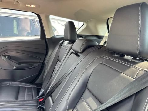 Used 2019 Ford Escape Titanium FWD image 9