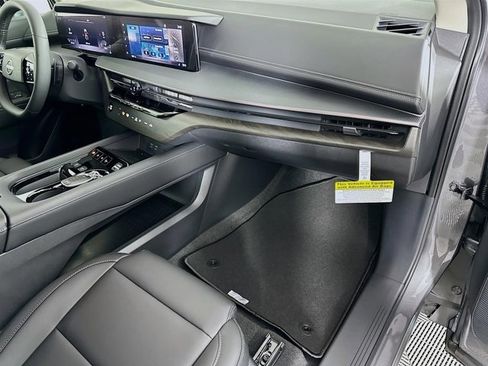 Certified 2025 Nissan Murano SV image 26