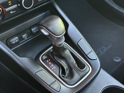 Used 2021 Kia Soul GT-Line FWD image 21
