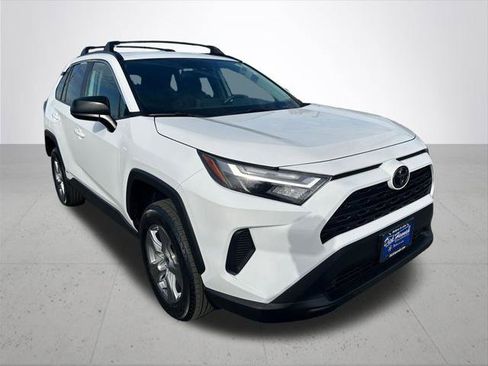 Certified 2025 Toyota RAV4 LE image 6