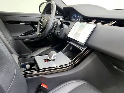 Used 2025 Land Rover Range Rover Evoque S AWD/4WD image 33