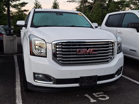 Used 2018 GMC Yukon SLT w/ Premium Edition AWD/4WD image 4