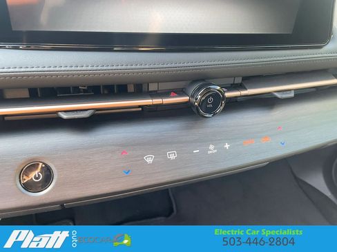 Used 2023 Nissan Ariya FWD image 30