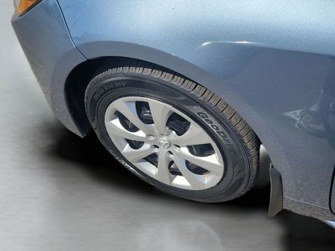 Used 2024 Toyota Corolla LE image 18