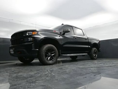 Used 2021 Chevrolet Silverado 1500 Custom Trail Boss w/ Midnight Edition AWD/4WD image 43