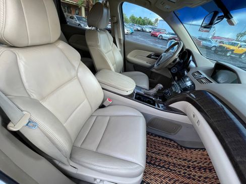 Used 2010 Acura MDX w/ Technology Package AWD/4WD image 30
