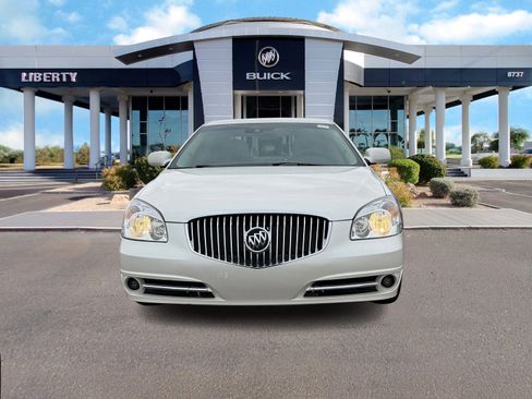 Used 2011 Buick Lucerne CXL image 4