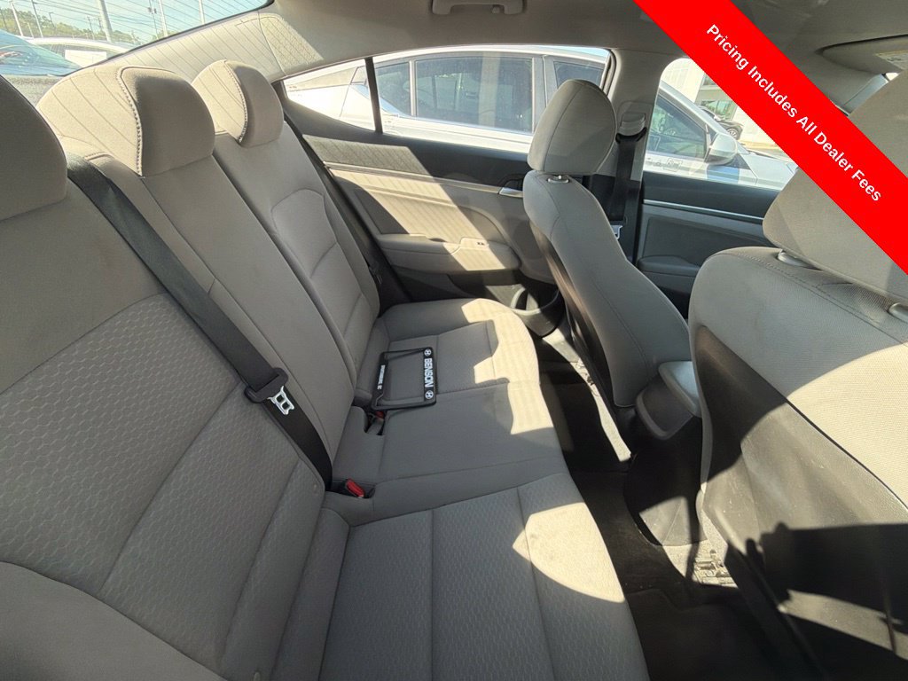Used 2020 Hyundai Elantra SEL FWD image 4